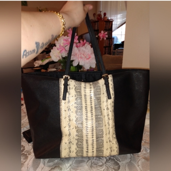 Michael Kors animal print tote - Picture 2 of 10